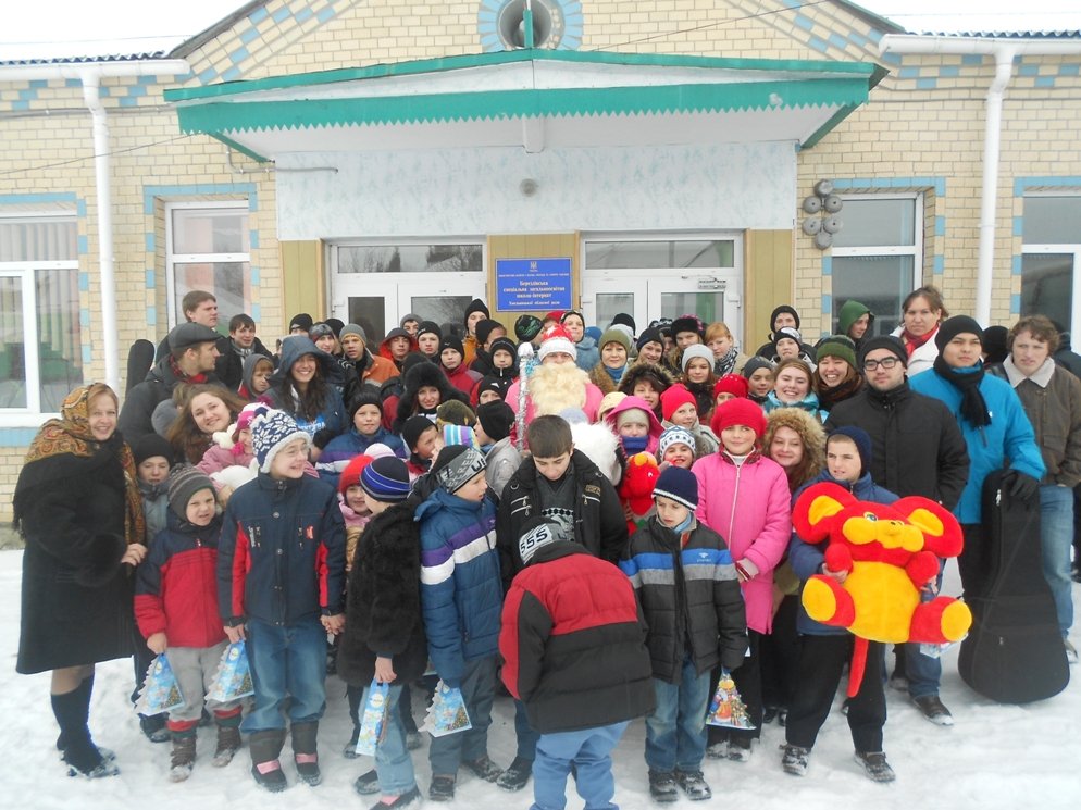 Влаштували  свято для мешканців підшефних закладів