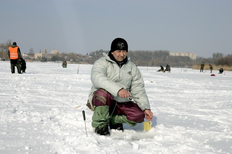 В Рівному на озері Басів Кут відбувся 5-ий чемпіонат Рівненської області «Зима-2013»