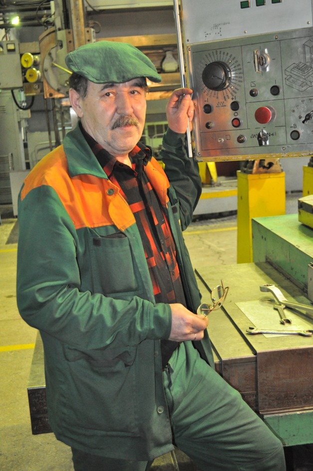 Токарної справи художник