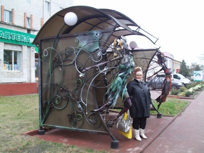 Новій автобусній зупинці бути