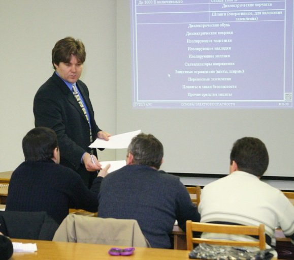 Професiйнi кадри на Хмельницькiй АЕС – безпека та надiйнiсть виробництва