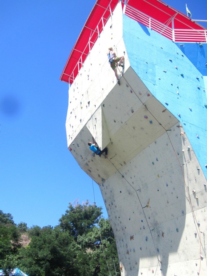 УВЕРХ, ДО ПЕРЕМОГ? нетішинські успіхи у скелелазінні