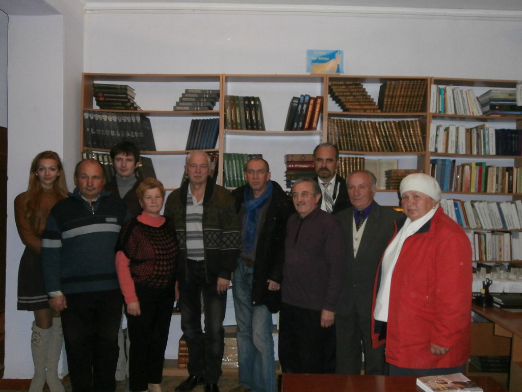 Об’єднуюче  коло  літераторів