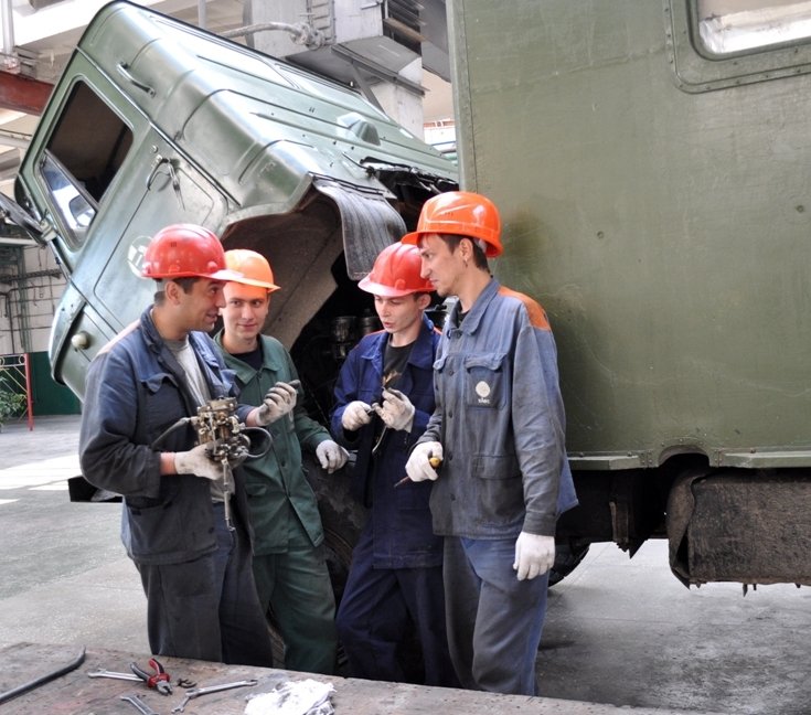 Вiйськова технiка прибула на «лiкування»