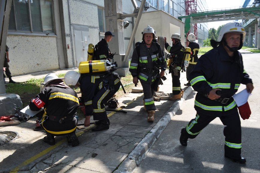 Учились працювати у складних умовах