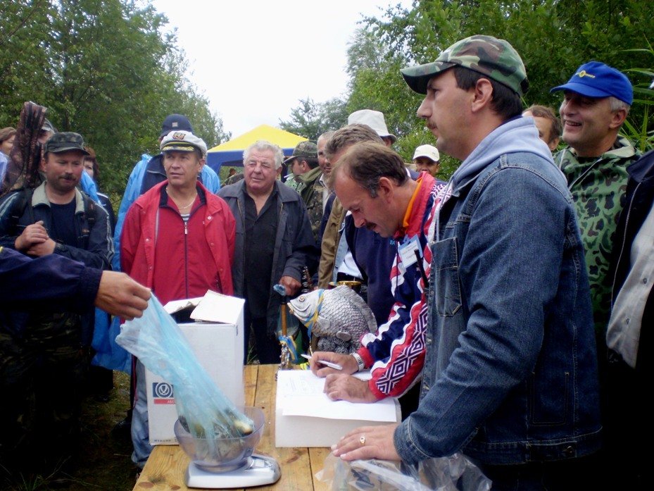 Об’єднані… вудкою