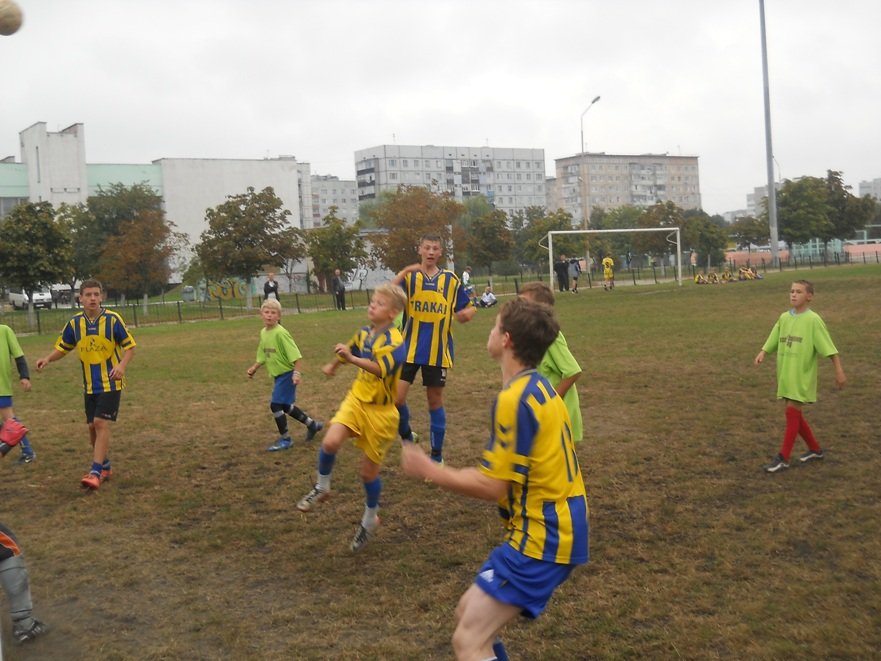 Юнь  атакує