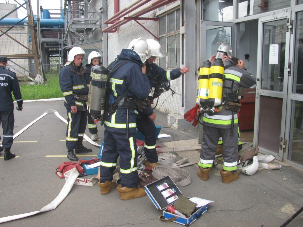 Рятувальники провели пожежно-тактичнi навчання