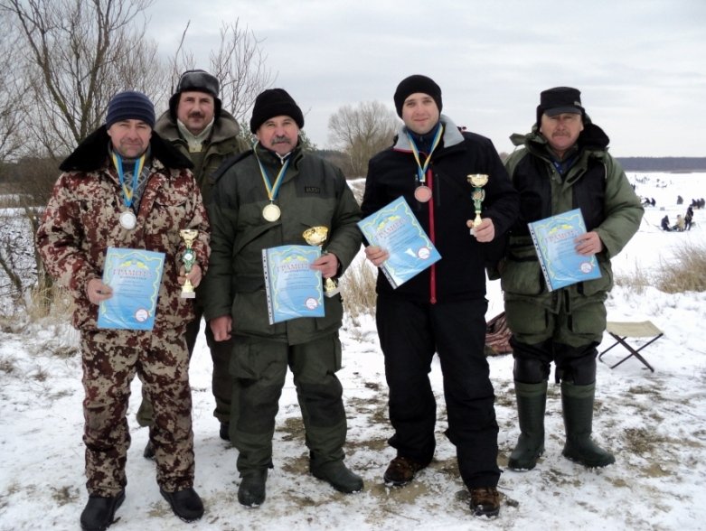 На «мормишку» тишком-нишком