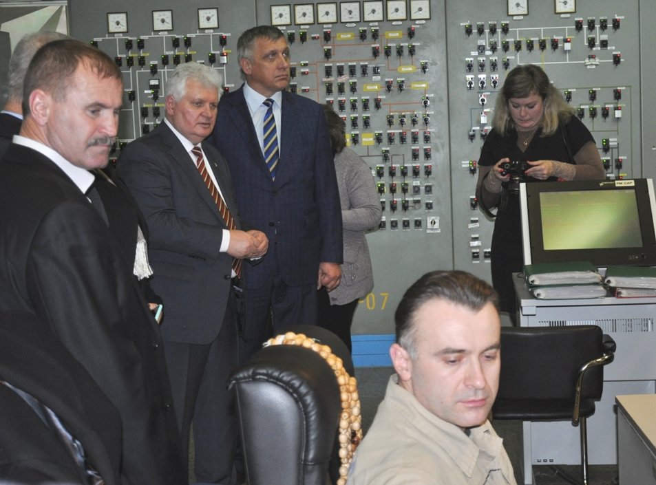 Депутати облради познайомились iз Хмельницькою АЕС