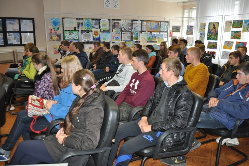 Школярі Ізяславщини знайомляться з Хмельницькою АЕС