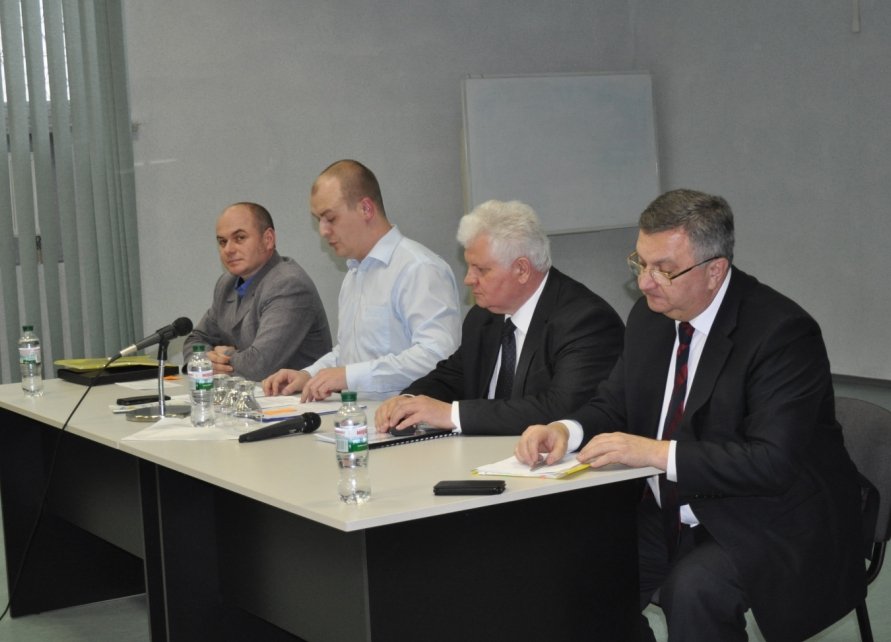 Здобутки вагомi, лiдерство пiдтверджено