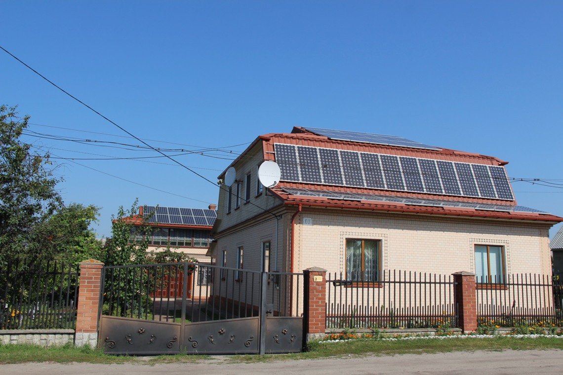 На Славутчині запрацювала перша приватна сонячна електростанція