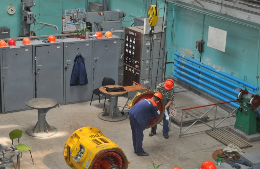 Однодумці, ентузіасти, фахівці