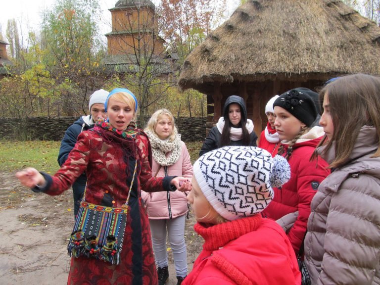 Юні лісівники м. Нетішина під час канікул побували на навчально-пізнавальній екскурсії в столиці України