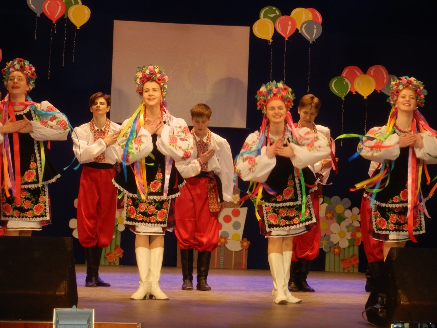 Звітували молоді митці