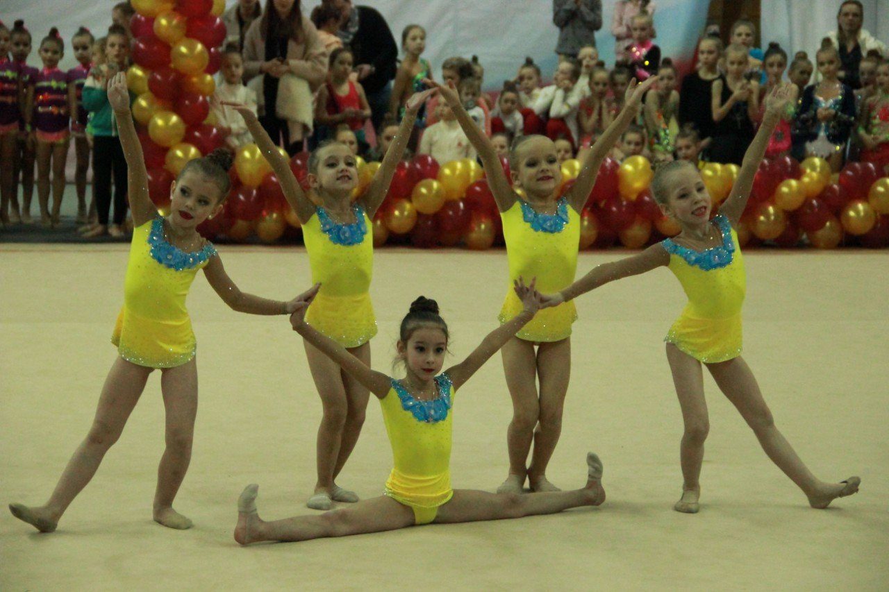 Жiночнiсть – змалечку