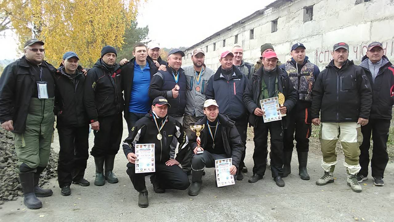 СПРАВЖНiМ РИБАЛКАМ i ДИМ НЕ ЗАВАДА