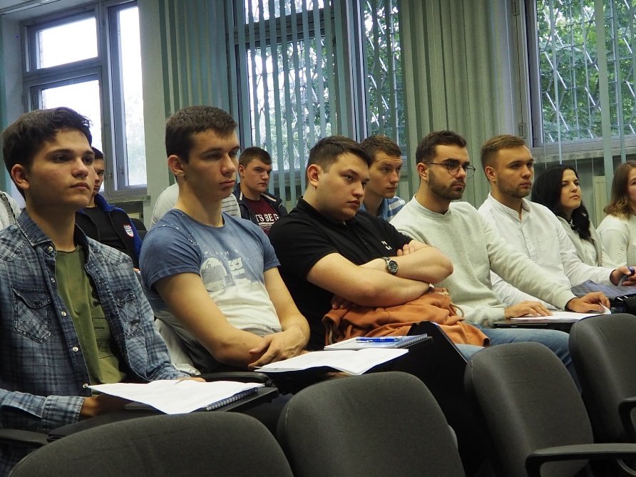 Молодь хоче бути обізнаною