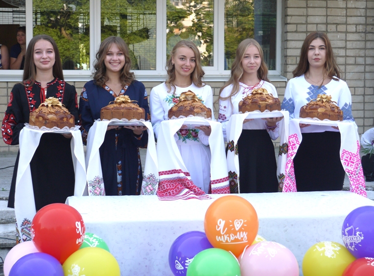 Шкiльний сезон вступив у права