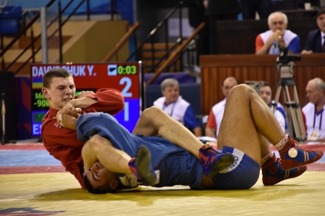 Давидчук виборює золото