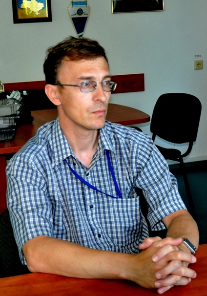 СЛУЖБА ІНФОРМАЦІЙНИХ ТЕХНОЛОГІЙ: ВІД ПЕРШОЇ ЕОМ ДО ТИСЯЧ НОВІТНІХ ПЕРСОНАЛЬНИХ КОМП’ЮТЕРІВ