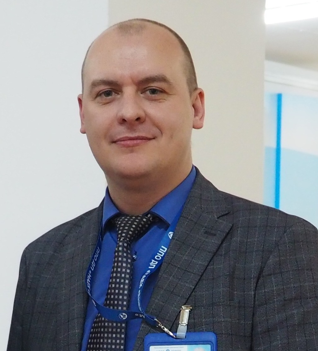 Начальником служби охорони праці призначений Леонід Леонідович Волков