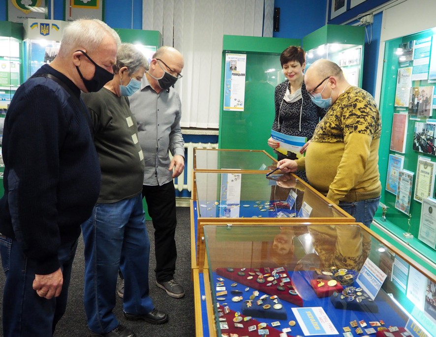 «Електроенергія», закарбована в металі