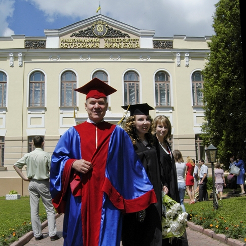 ВЗАЄМОВИГІДНА СПІВПРАЦЯ