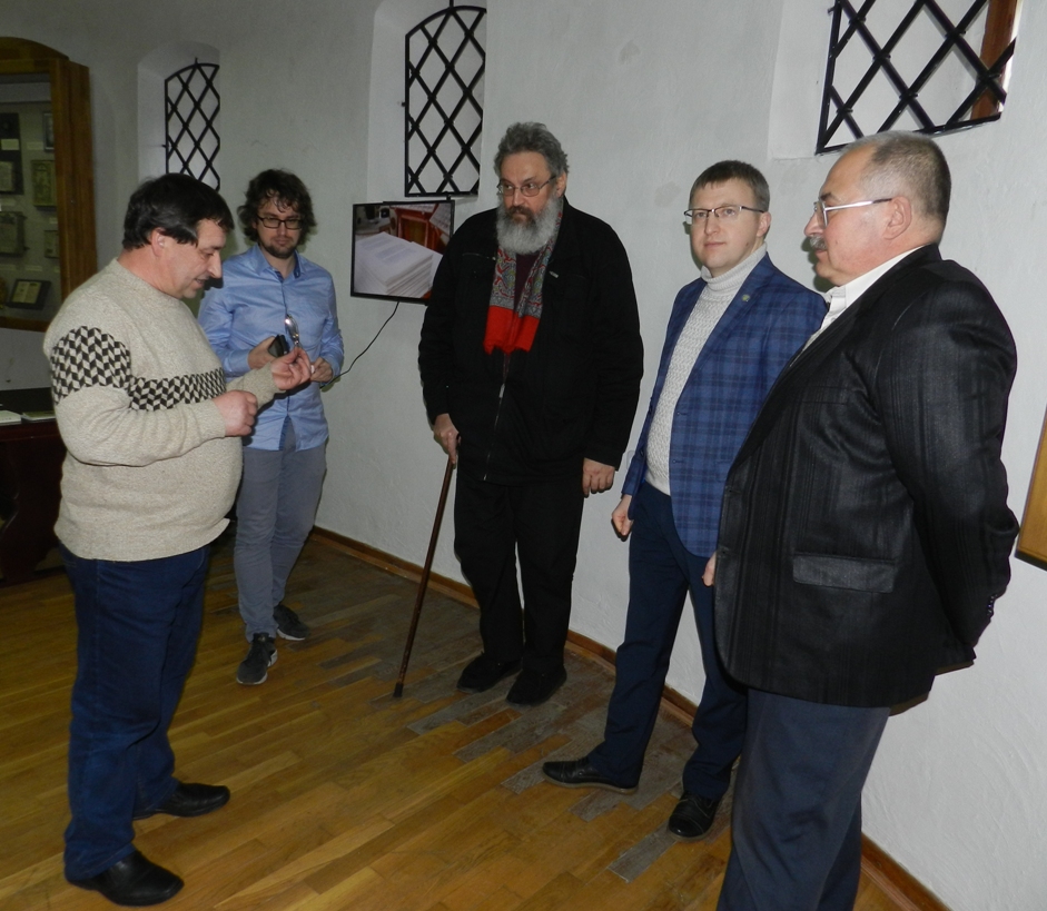 Слово, що спонукає до роздумів