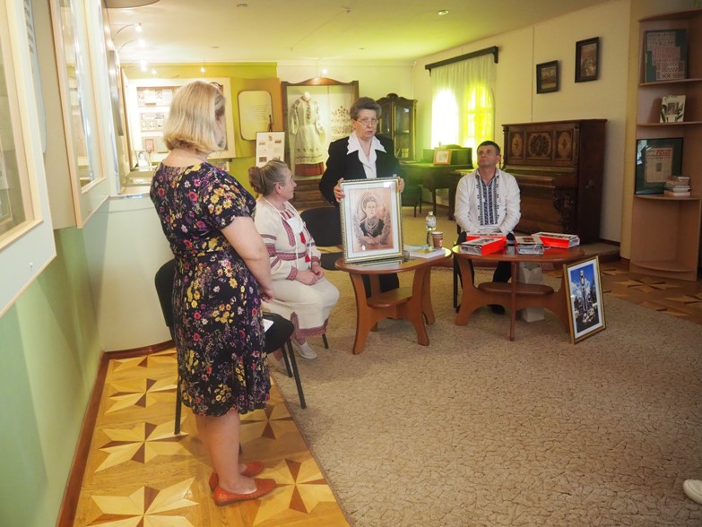 Шляхами Великої Лесі