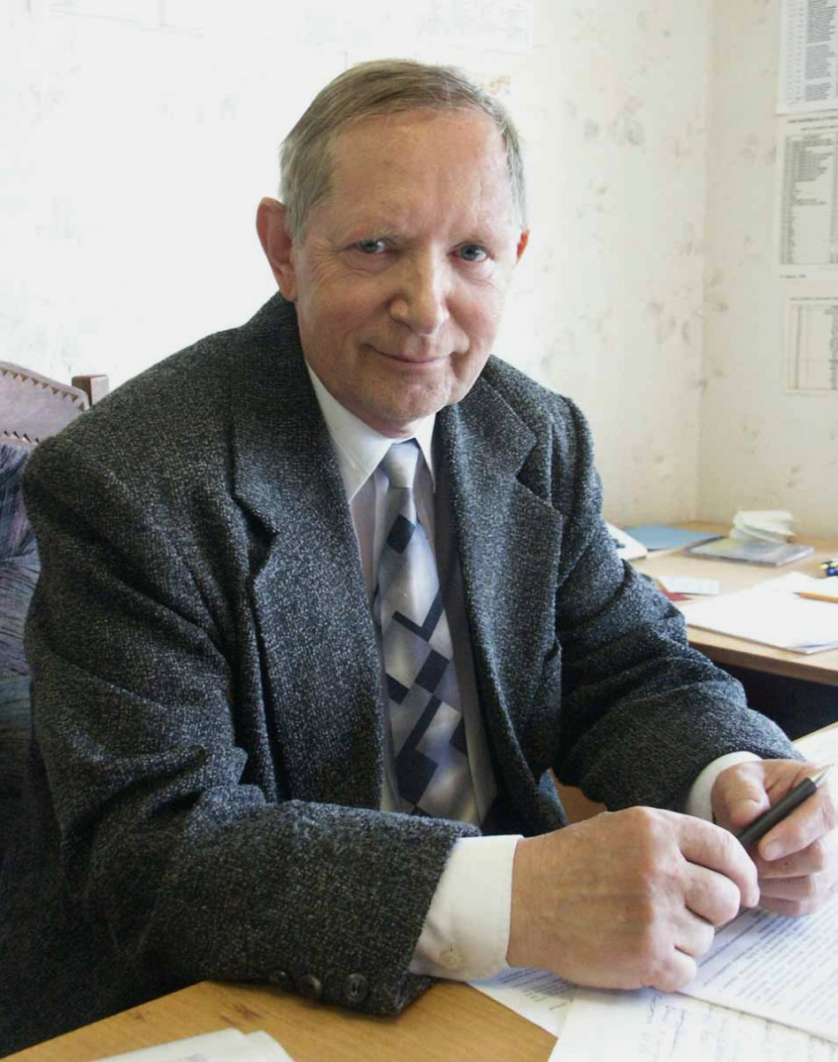 Живучи несуєтно, в усьому він жадає суті