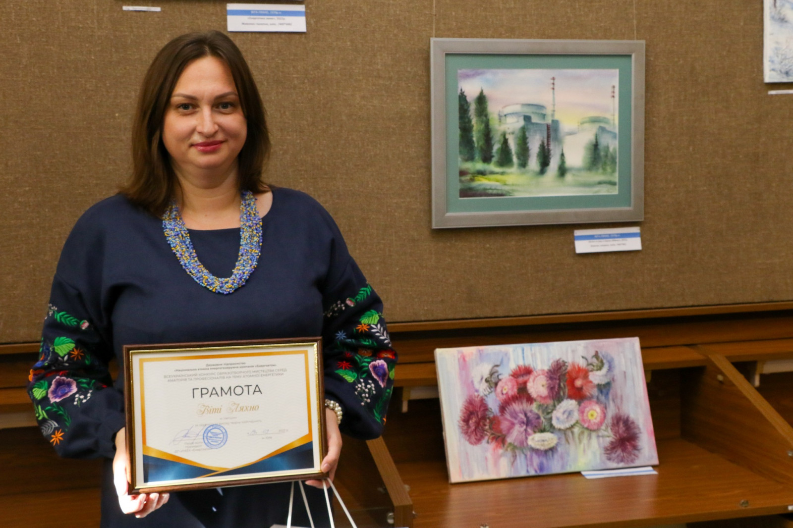 Благодійна виставка-продаж Віти Ляхно: купи картину – підтримай ЗСУ