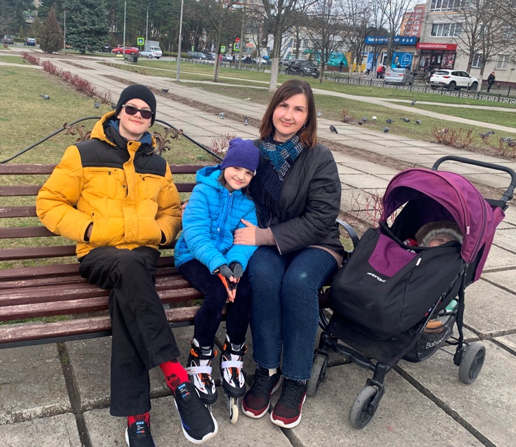 МАМИНА ДОМIВКА СТАЛА ПОРЯТУНКОМ I ПРИХИСТКОМ