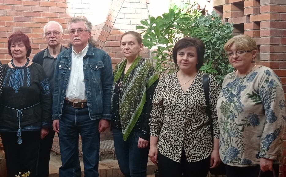 Музи не мовчали