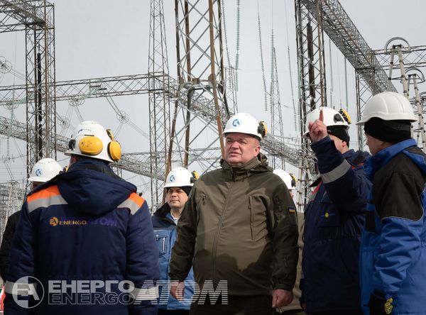 ТРИМАЄМО СВОЮ ЛІНІЮ ФРОНТУ