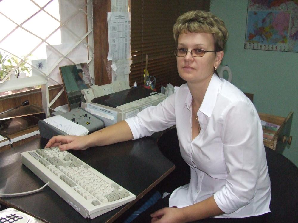 ЗалIзничнi подорожI  починаються з каси