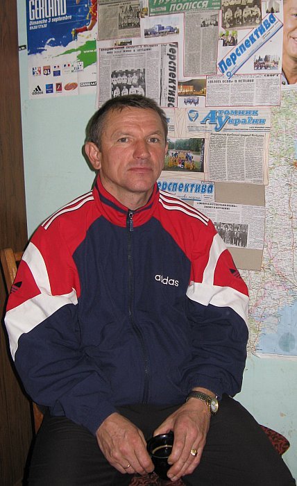 На першостi першi