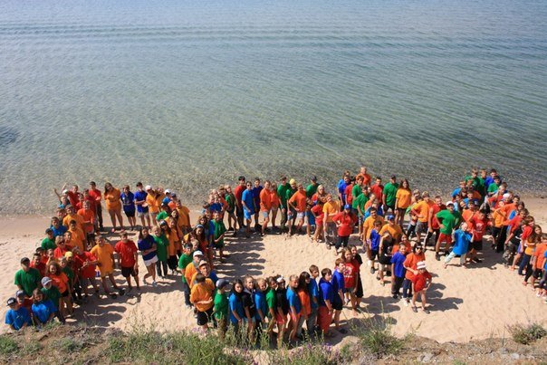 Скупалися нетiшинцi в Байкалi