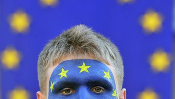 На кону в Киеве не стоит никакое «будущее европейского континента»