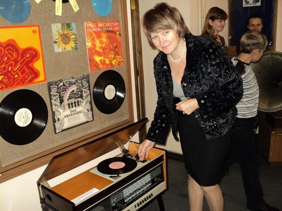 Звук у просторi та часi. Таку назву має виставка, яку днями презентував Нетішинський міський краєзнавчий музей.